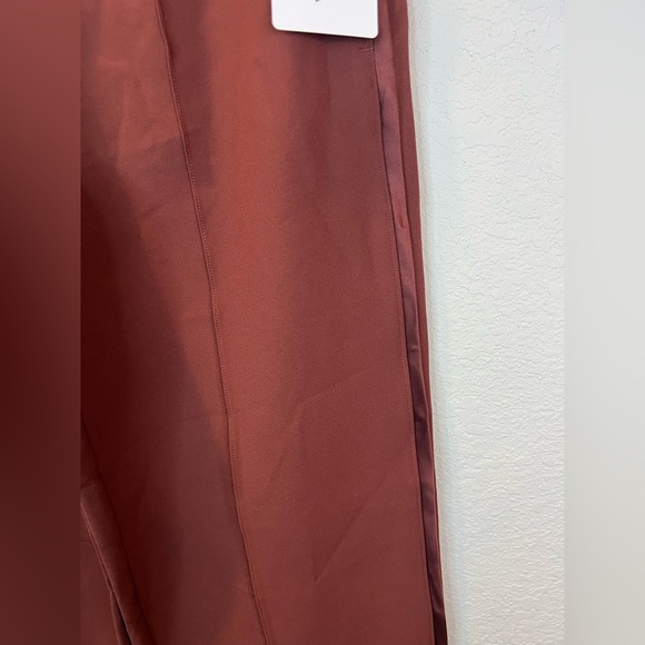 Athleta NWT Endeavor Hi-Rise Relaxed Wide Leg Pull On Pants XXS $119 Rust Brown - Picture 3 of 15